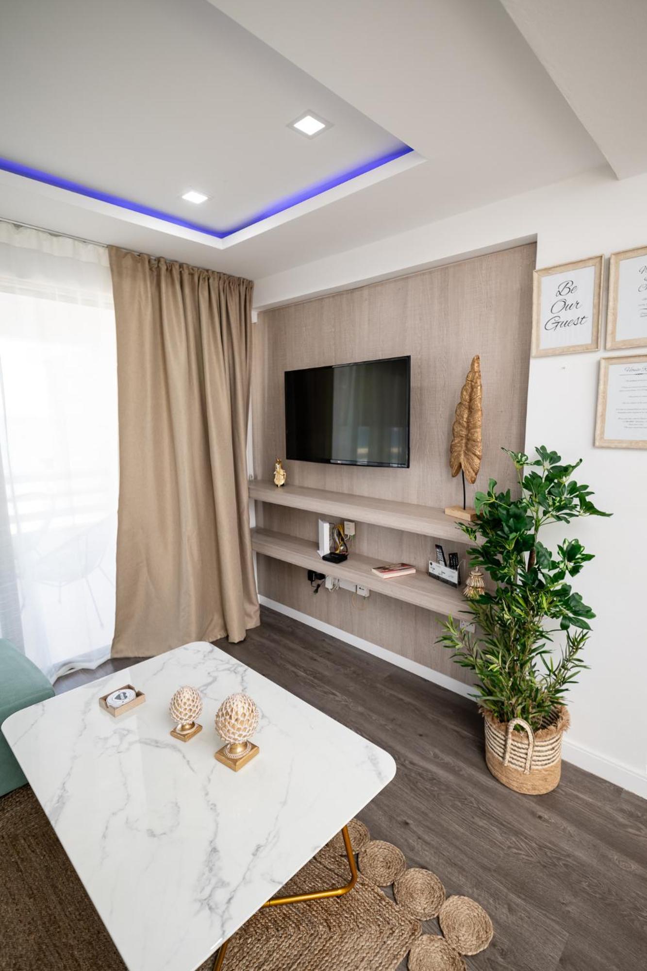 Lazuli Beachfront Sea View Ap144 Larnaca Exterior photo